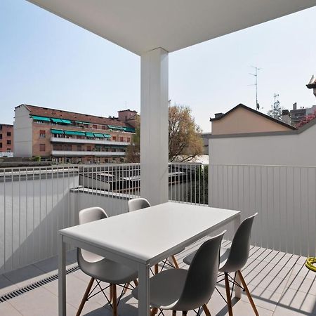 Altido Spacious Apt For 4 With Balcony In Porta Romana Мілан Екстер'єр фото